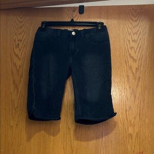 Levi’s Bermuda denim shorts, juniors, 14